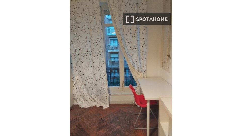 Double room Madrid, 10 beds — photo 11
