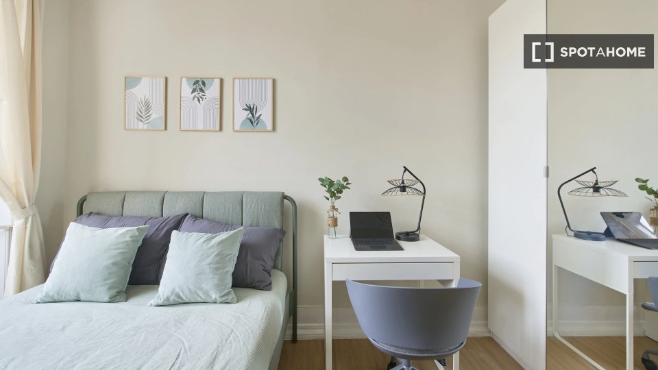 Double room Lisbon, 9 beds — photo 2