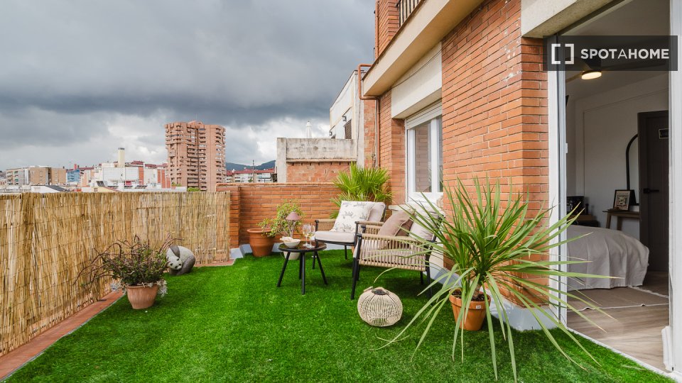 Double room Barcelona, 8 beds, 220m² — photo 24