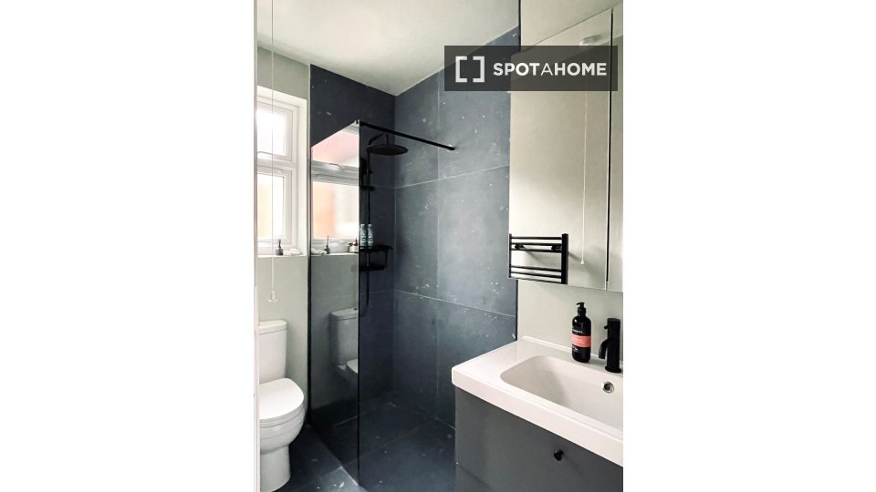 Apartment London, 2 beds, 70m² — photo 5