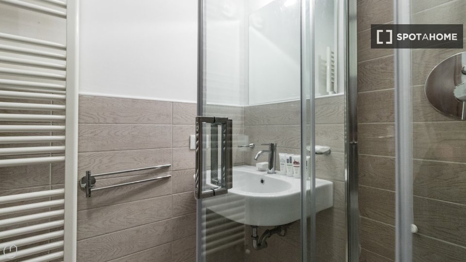 Apartment Milan, 1 bed, 40m² — photo 17