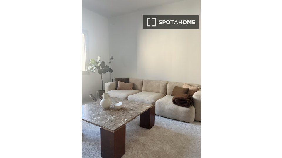 Apartment Barcelona, 1 bed — photo 2