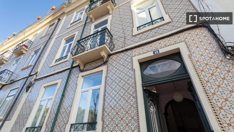 Double room Lisbon, 6 beds — photo 5