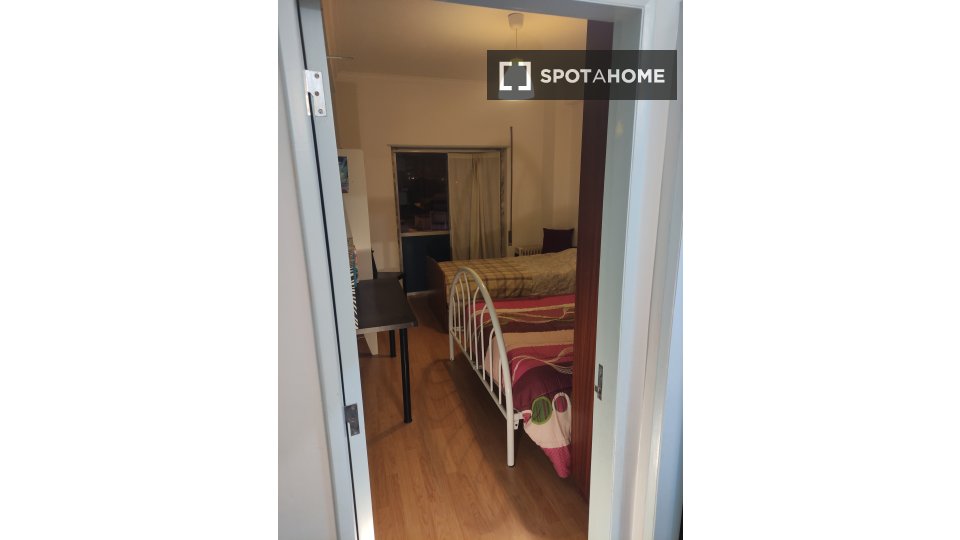 Apartment Lisbon, 2 beds, 75m² — photo 19