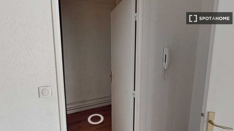 Double room Lyon, 5 beds, 120m² — photo 4