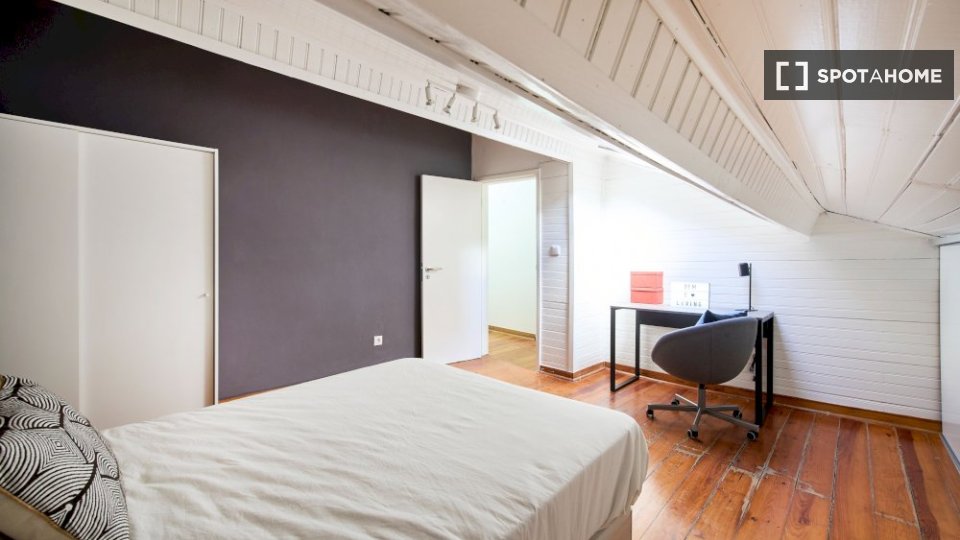 Double room Lisbon, 6 beds — photo 2