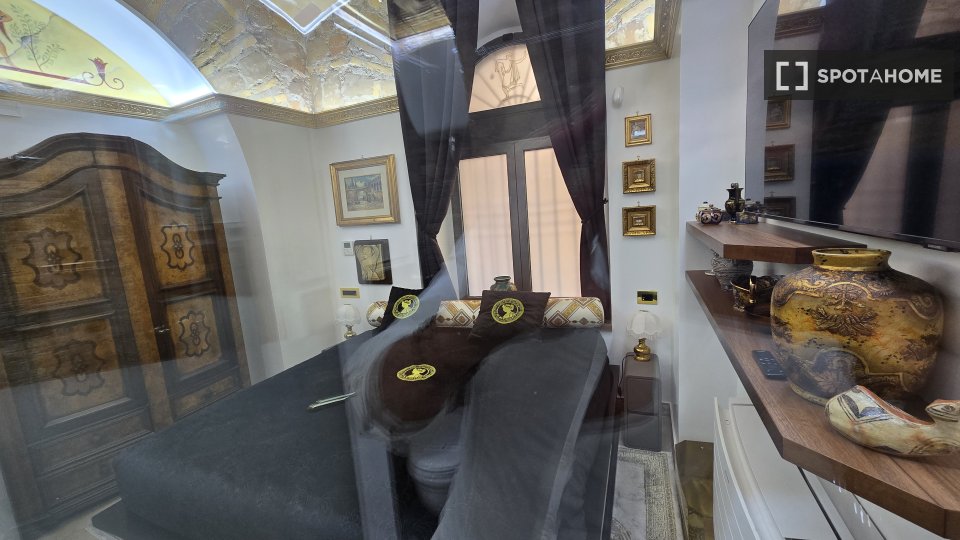 Apartment Rome, 1 bed — photo 19