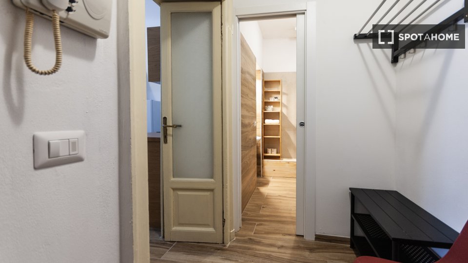 Apartment Milan, 1 bed — photo 5