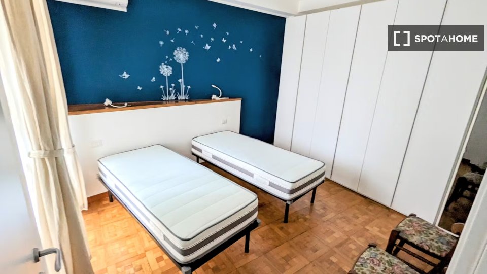 Double room Milan, 2 beds — photo 13