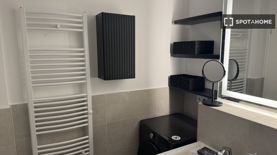 Apartment Berlin, 2 beds, 62m² — photo 19