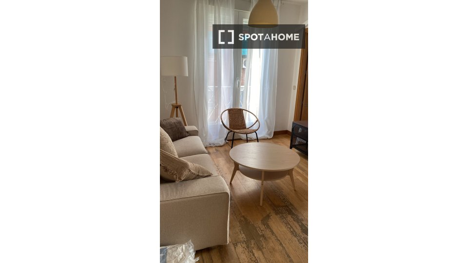 Apartment mono Madrid, 60m² — photo 2
