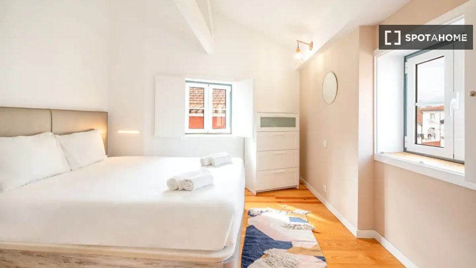 Apartment Lisbon, 2 beds — photo 16