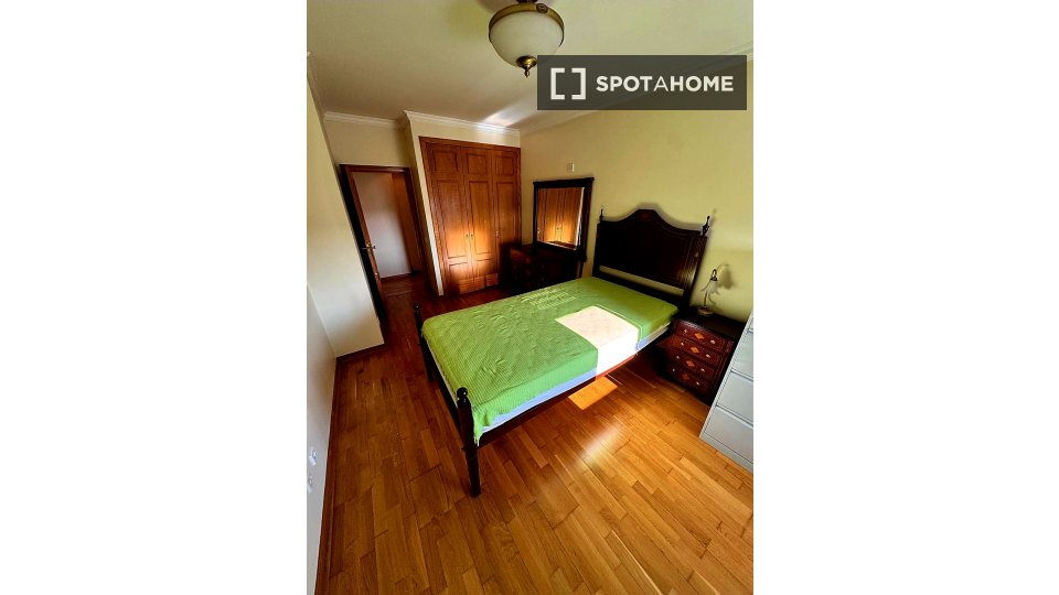 Apartment Lisbon, 4 beds, 177m² — photo 6