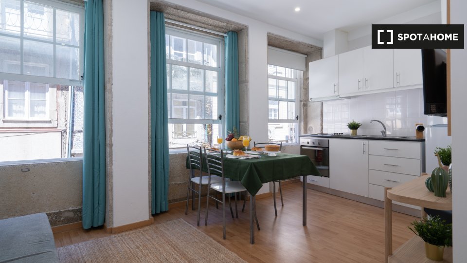 Apartment Porto, 1 bed — photo 2