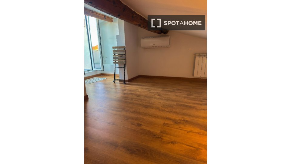 Apartment Florence, 2 beds, 81m² — photo 3