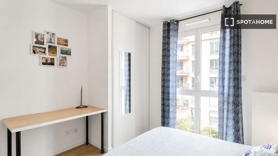 Chambre double Paris, 5 chambres — photo 28