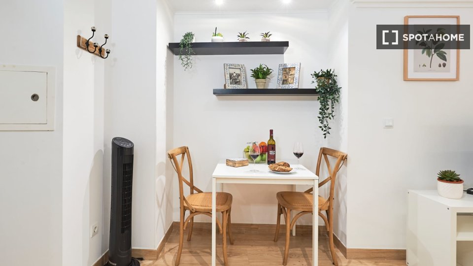Apartment mono Lisbon — photo 8