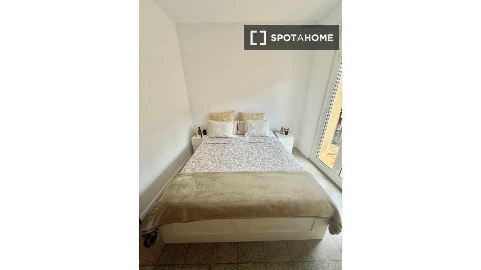 Apartment Barcelona, 3 beds, 80m² — photo 8