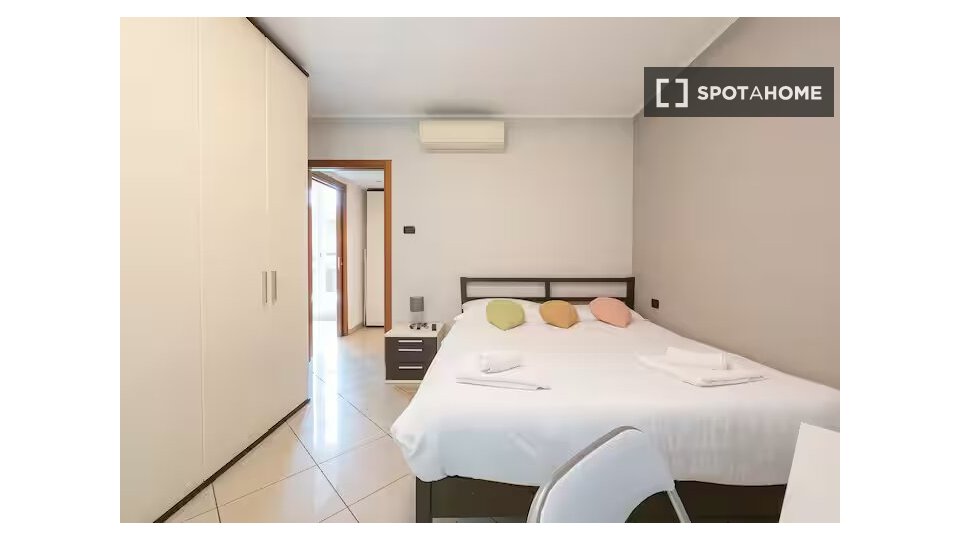 Apartment Milan, 1 bed — photo 2