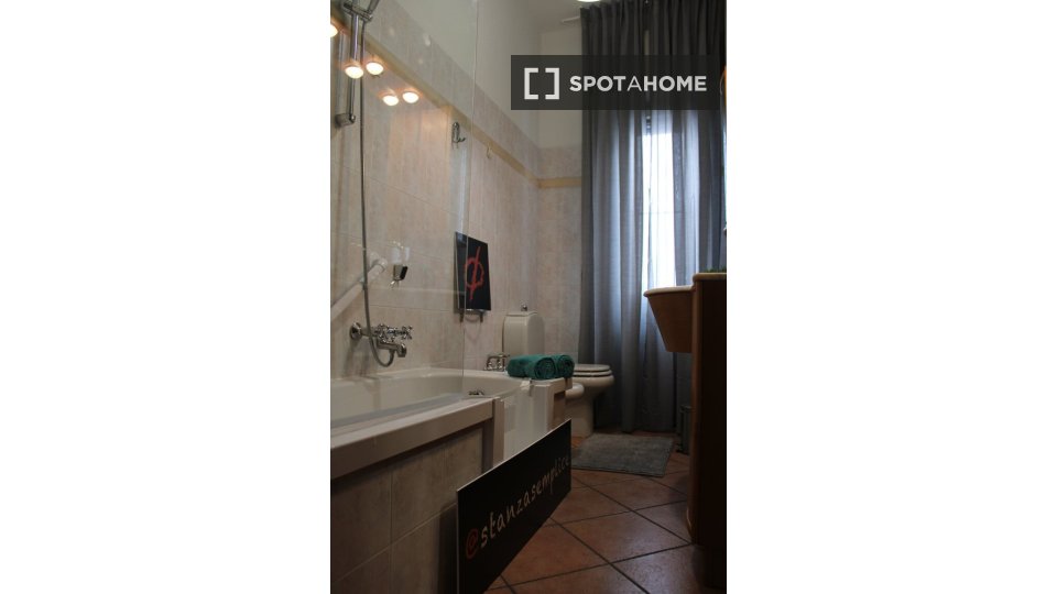 Double room Brescia, 6 beds — photo 6
