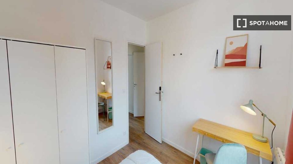 Double room Paris, 11 beds, 190m² — photo 22