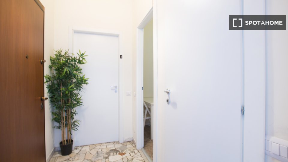 Double room Milan, 3 beds, 56m² — photo 18