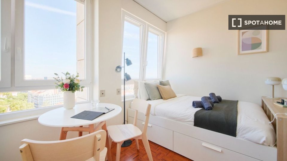 Apartment mono Lisbon — photo 3