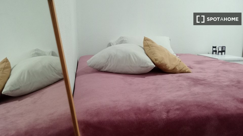 Double room Santa_Cruz_De_Tenerife, 3 beds, 75m² — photo 14