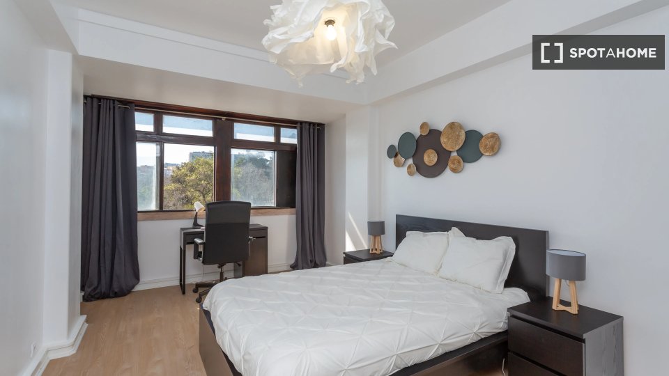 Double room Lisbon, 10 beds — photo 1
