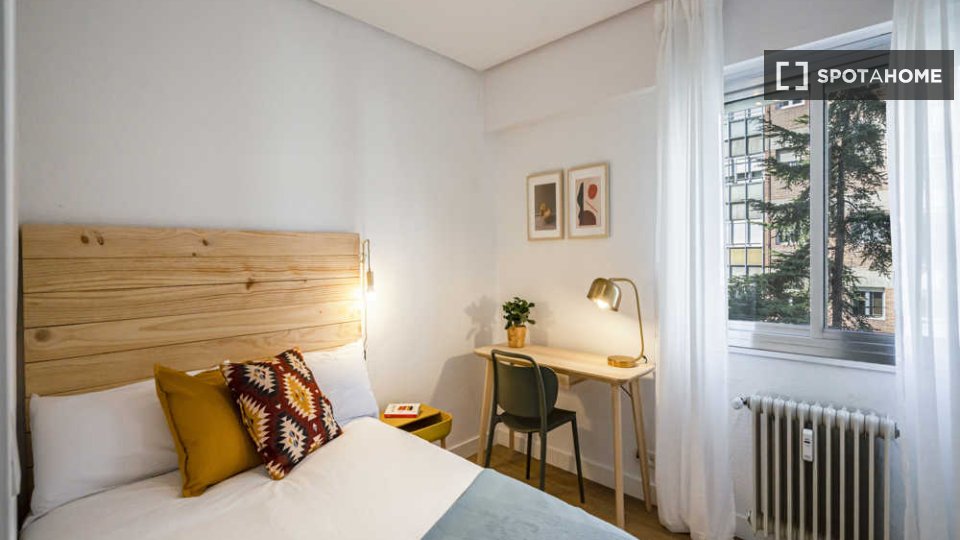 Double room Madrid, 16 beds — photo 62