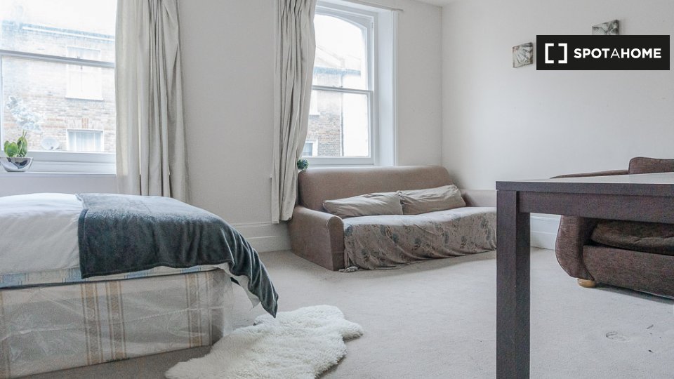 Double room London, 5 beds — photo 17