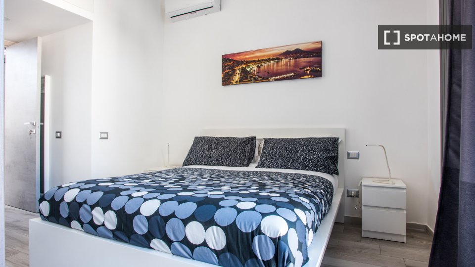 Apartment Naples, 1 bed — photo 1