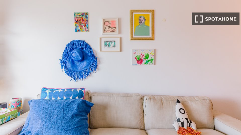 Apartment Lisbon, 2 beds, 80m² — photo 4