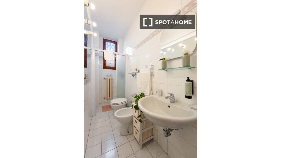 Apartment Florence, 1 bed, 58m² — photo 19