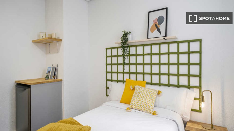 Double room Madrid, 7 beds — photo 85