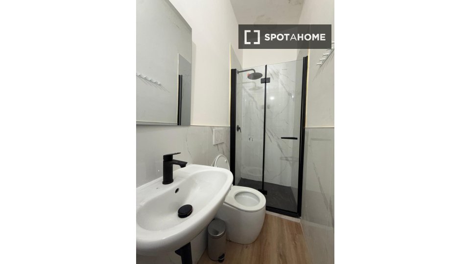 Double room Florence, 3 beds — photo 9