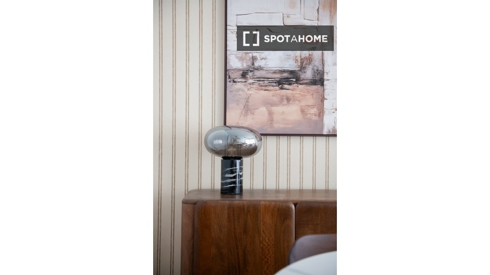 Apartment Seville, 3 beds, 100m² — photo 1