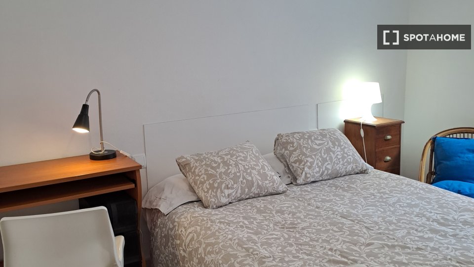 Double room Barcelona, 6 beds, 333m² — photo 23