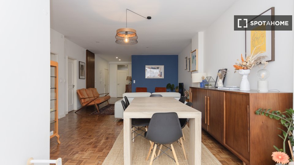Apartment Porto, 3 beds, 140m² — photo 1