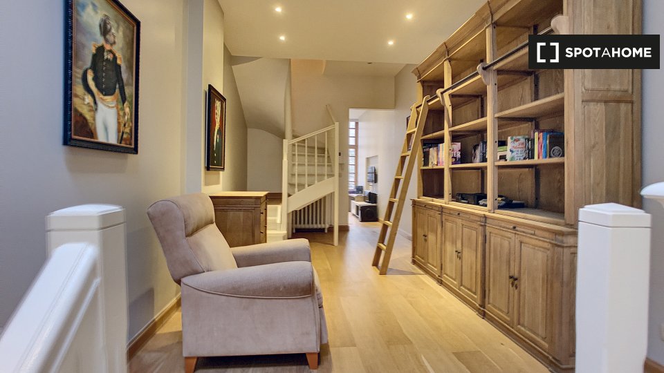 Apartment Brussels, 1 bed — photo 1