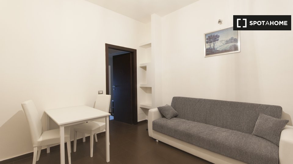 Apartment Milan, 1 bed, 50m² — photo 11