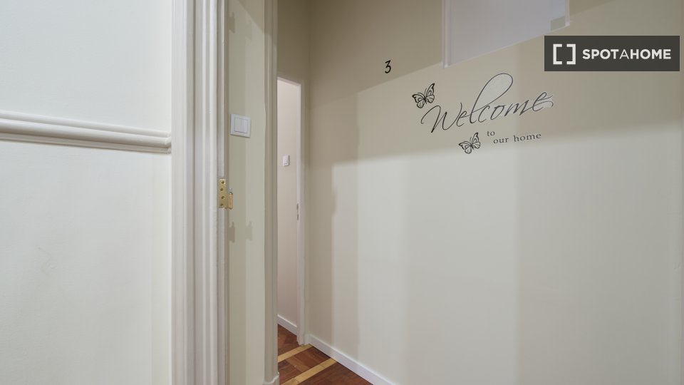 Double room Lisbon, 9 beds — photo 30