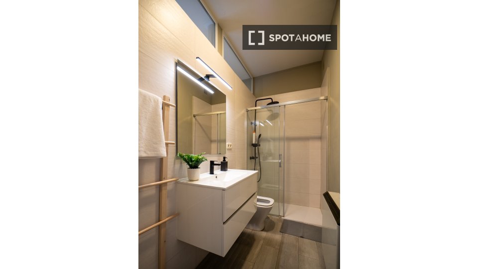 Apartment Madrid, 2 beds, 90m² — photo 2
