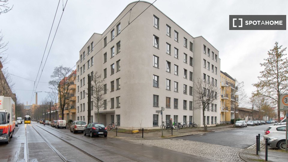 Double room Berlin, 1 bed, 82m² — photo 29