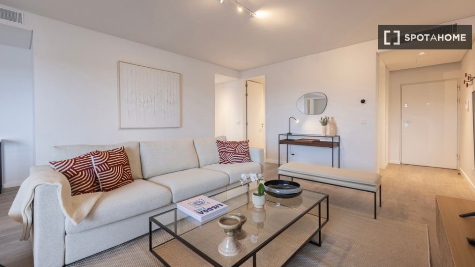 Apartment Lisbon, 3 beds — photo 17