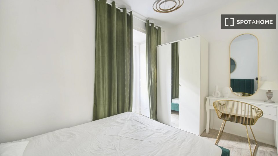 Double room Lisbon, 8 beds — photo 3