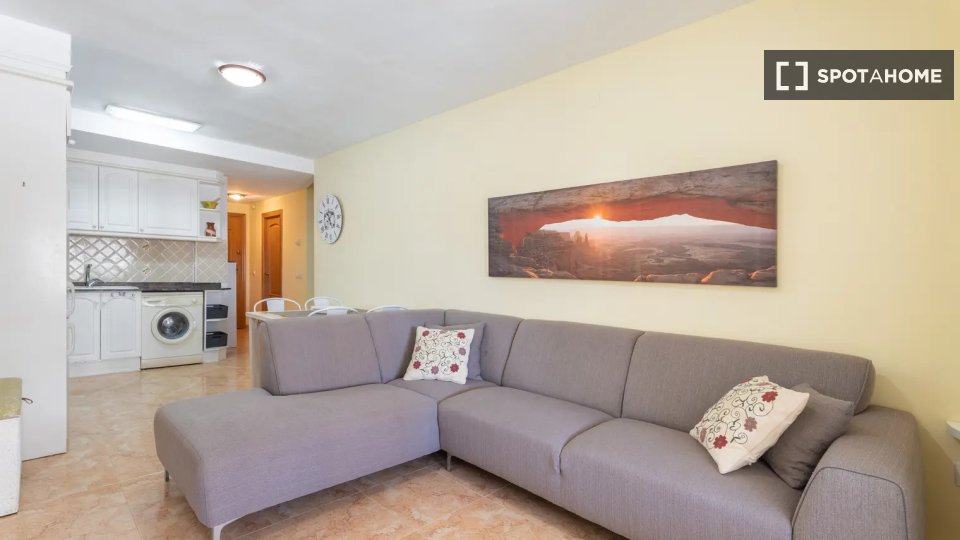 Apartment Valencia, 2 beds, 65m² — photo 13