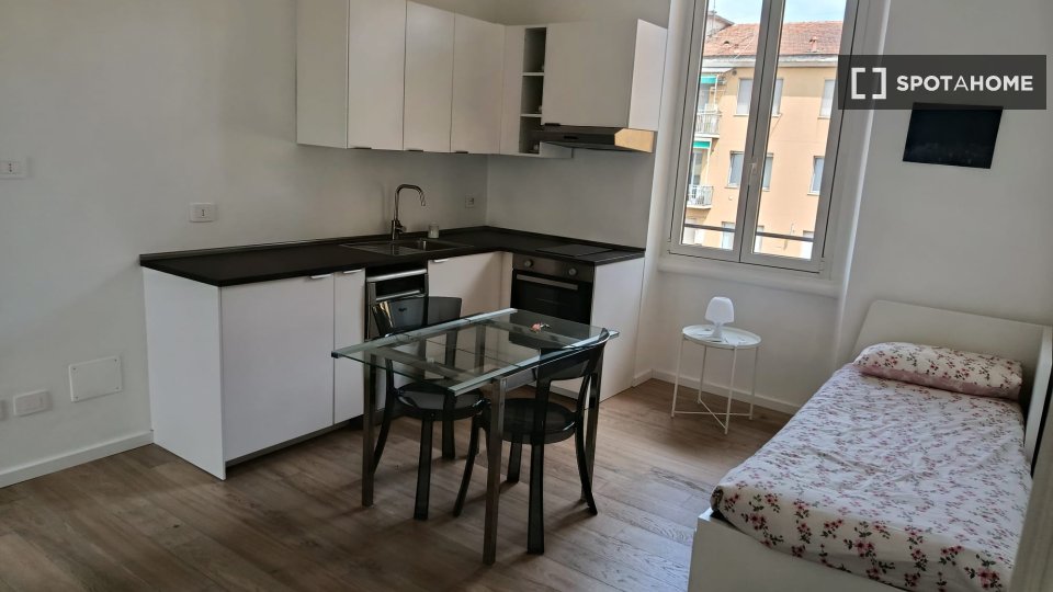 Apartment mono Milan — photo 9