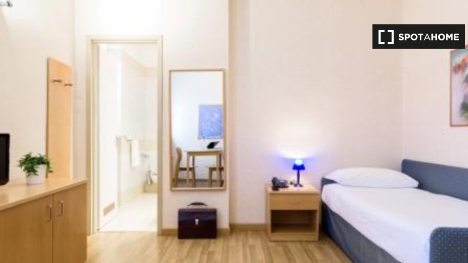 Apartment mono Milan, 15m² — photo 5
