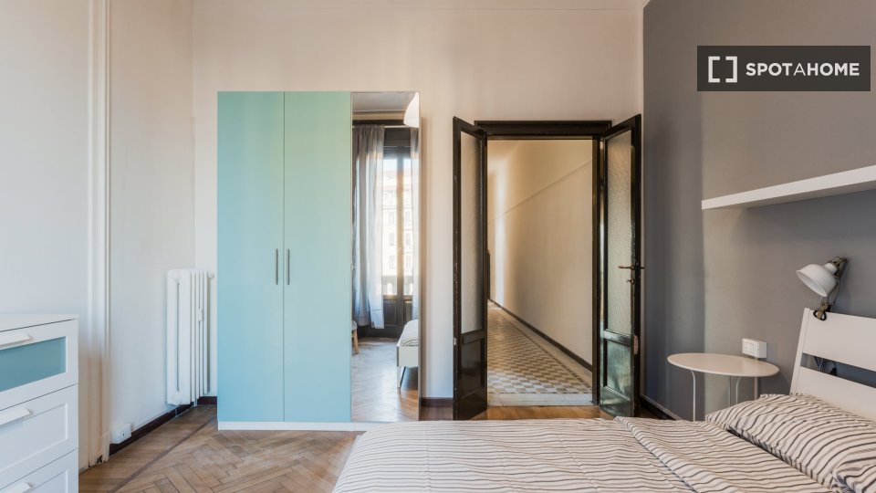 Double room Milan, 3 beds, 128m² — photo 13
